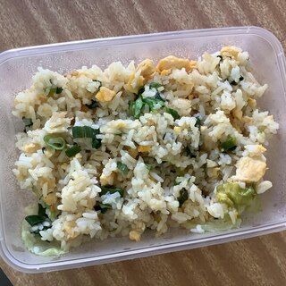 簡単★レタスチャーハン弁当